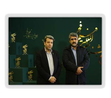بازدید رییس سازمان سینمای از غرفه همشهری